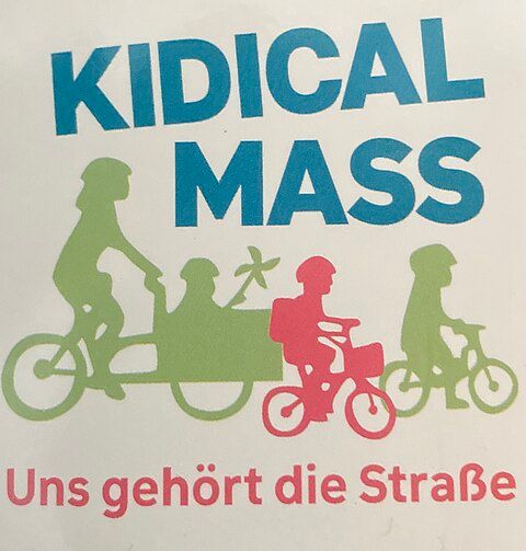 Kiddical Mass von Adlershof zum FEZ